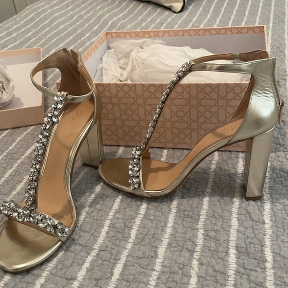 Badgley mischka bridal shoes - Picture 2 of 5